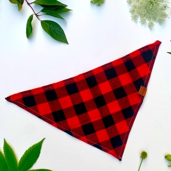 Pyupp & Co. Buffalo Plaid Bandana - Picture 1 of 1